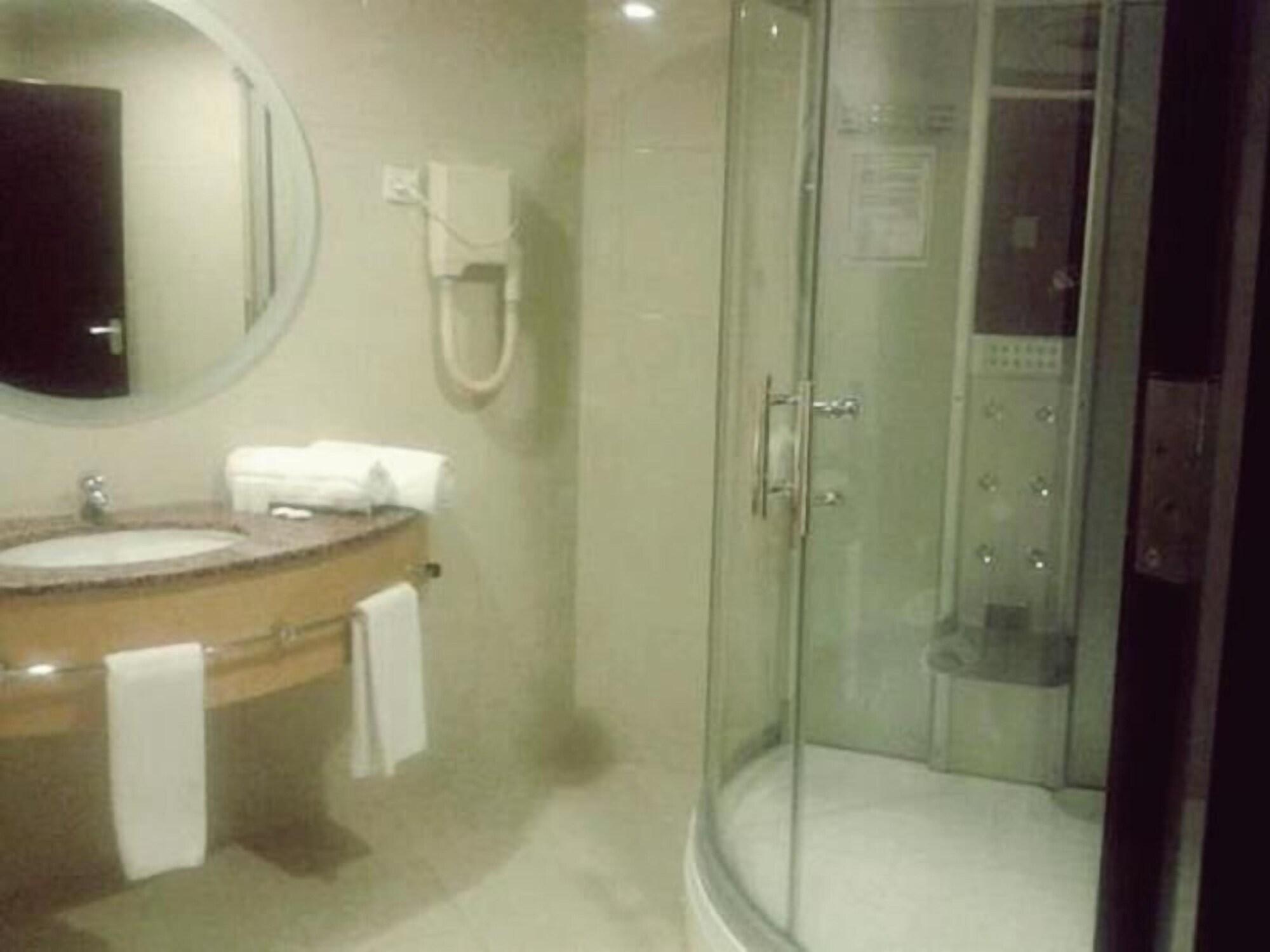Le Vendome Hotel Amman Exterior foto