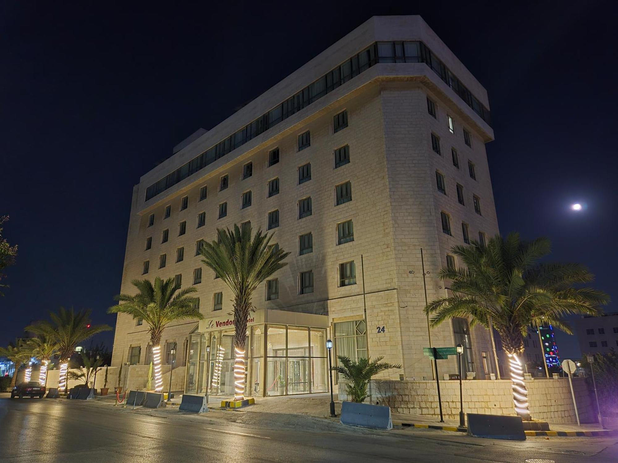 Le Vendome Hotel Amman Exterior foto