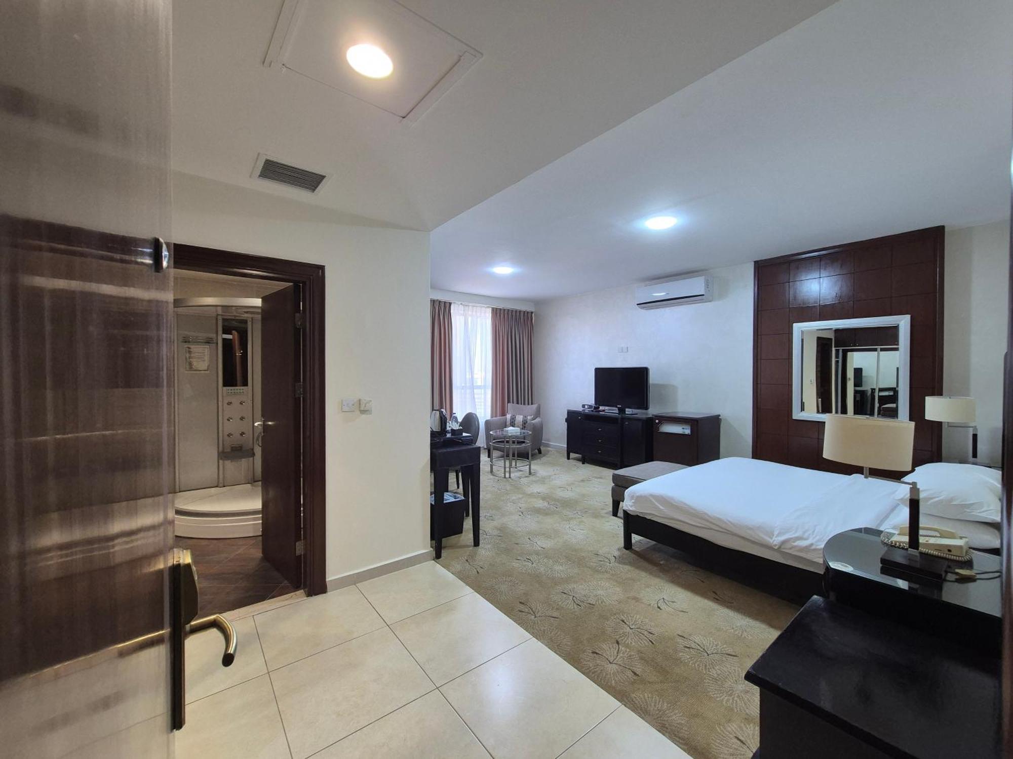 Le Vendome Hotel Amman Exterior foto